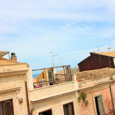 Una Terrazza Per Due 锡拉库扎 外观 照片