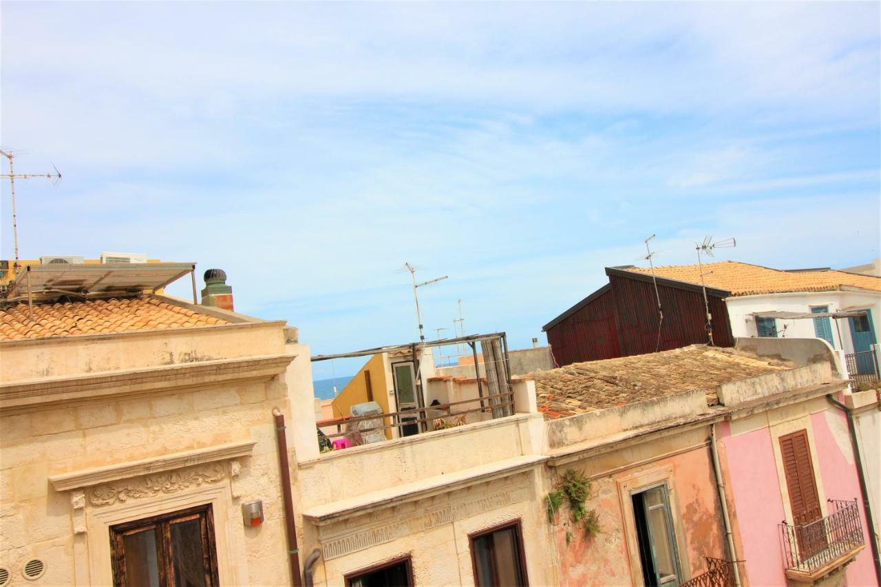 Una Terrazza Per Due 锡拉库扎 外观 照片