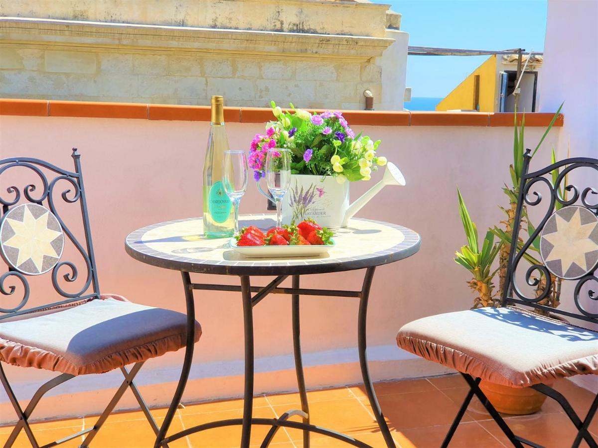Una Terrazza Per Due 锡拉库扎 外观 照片