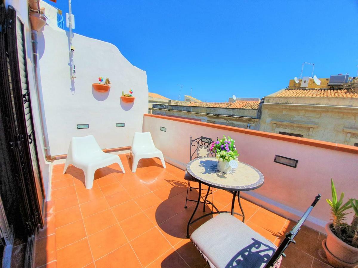 Una Terrazza Per Due 锡拉库扎 外观 照片