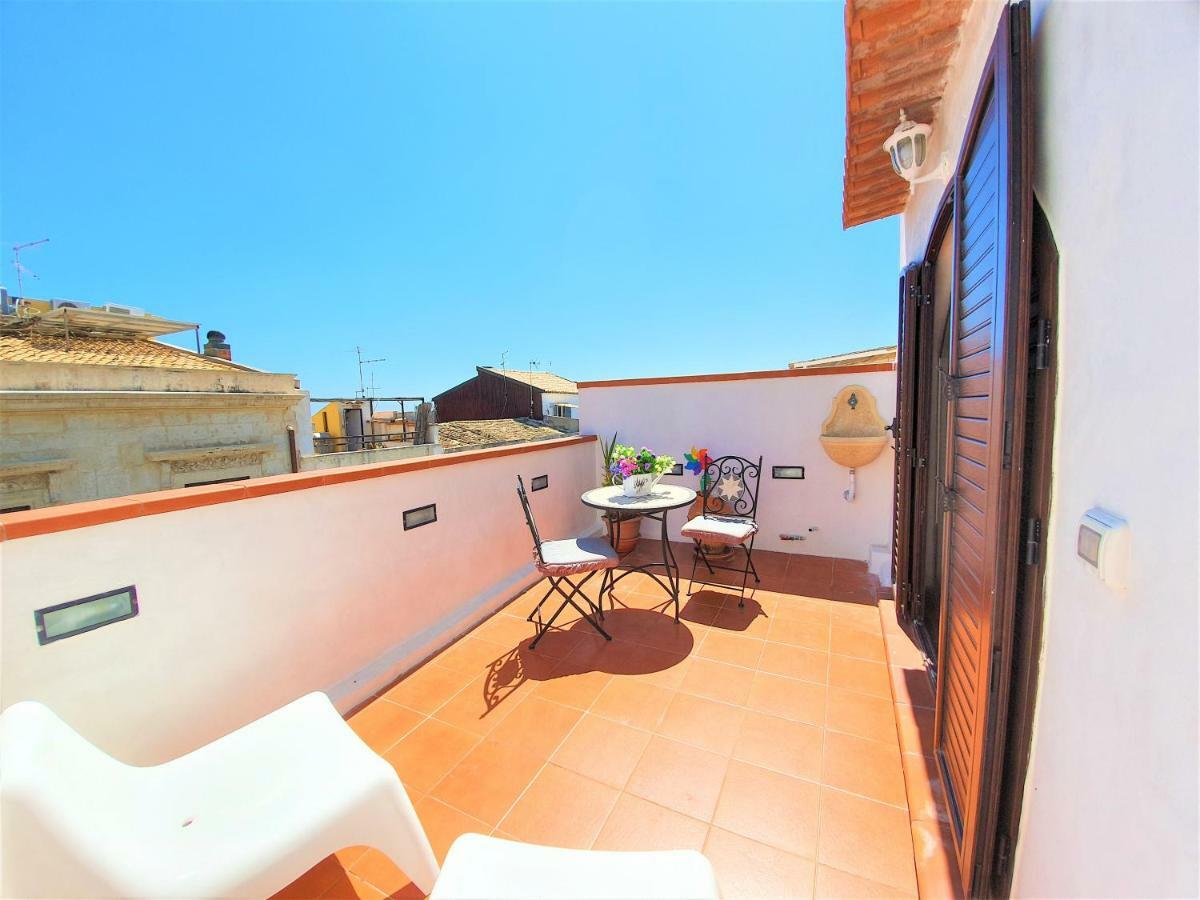 Una Terrazza Per Due 锡拉库扎 外观 照片