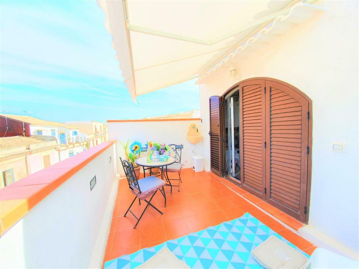 Una Terrazza Per Due 锡拉库扎 外观 照片
