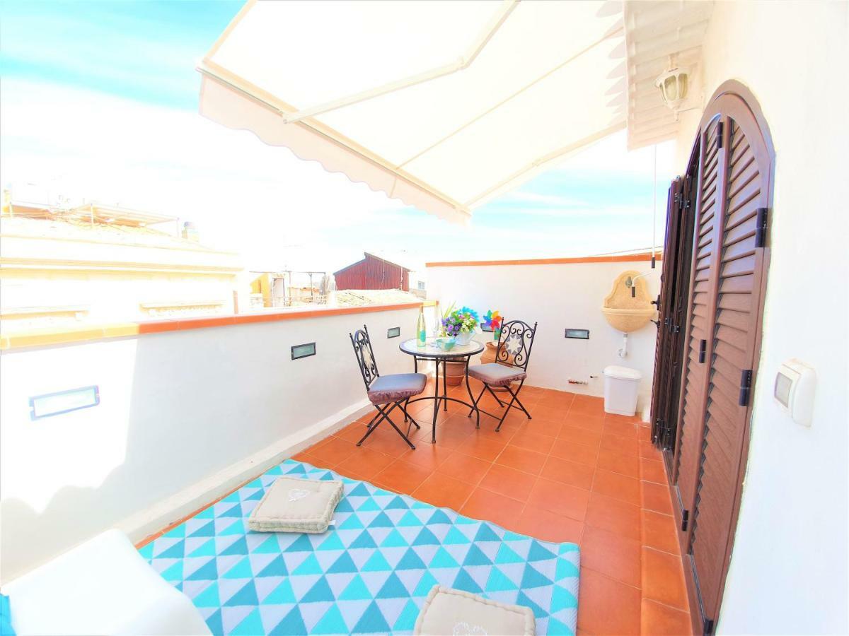 Una Terrazza Per Due 锡拉库扎 外观 照片
